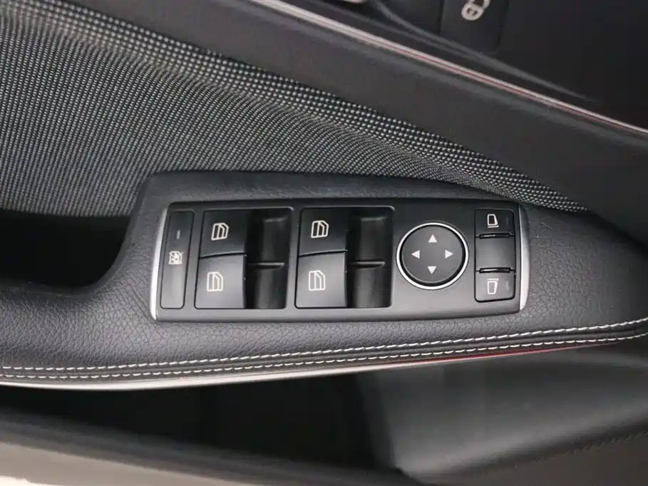 Mercedes-Benz A-Class (Import) 2016 A 180 фото 12