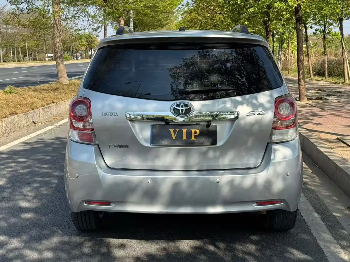 Toyota E'Z 2011 180E CVT Elite Edition фото 3