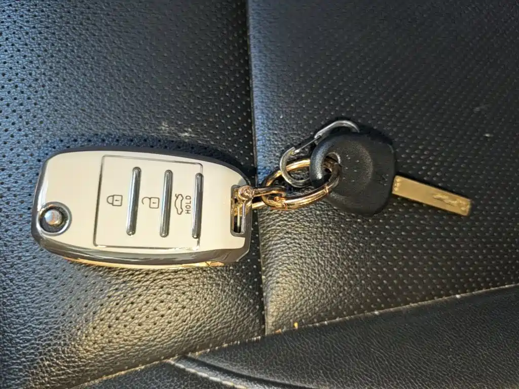 Kia K2 2017 2017 Sedan 1.4L AT GLS