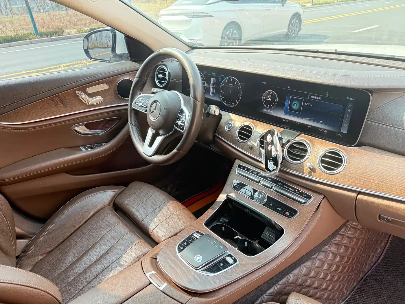 Mercedes-Benz E-Class 2020 E 260 L фото 7