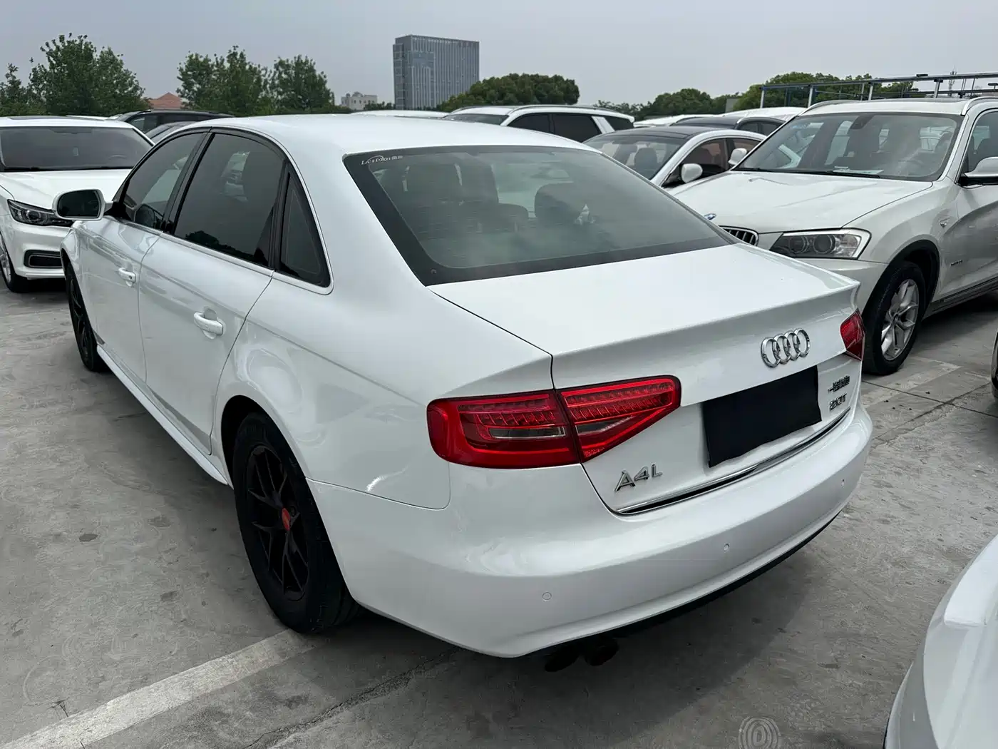 Audi A4L 2013 35 TFSI Automatic Comfort фото 12