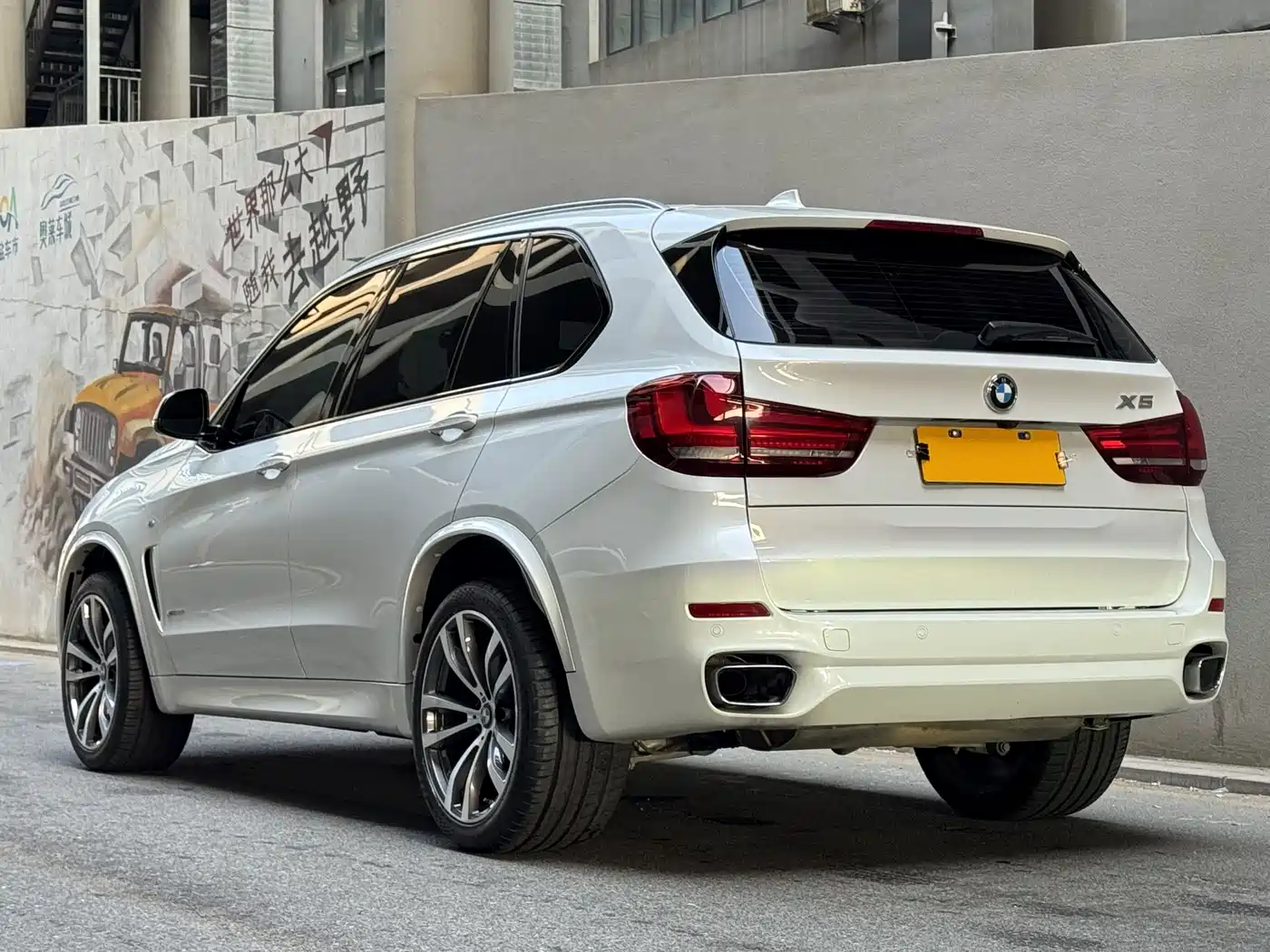 BMW X5 (Import) 2018 xDrive35i M Sport Luxury Model фото 4