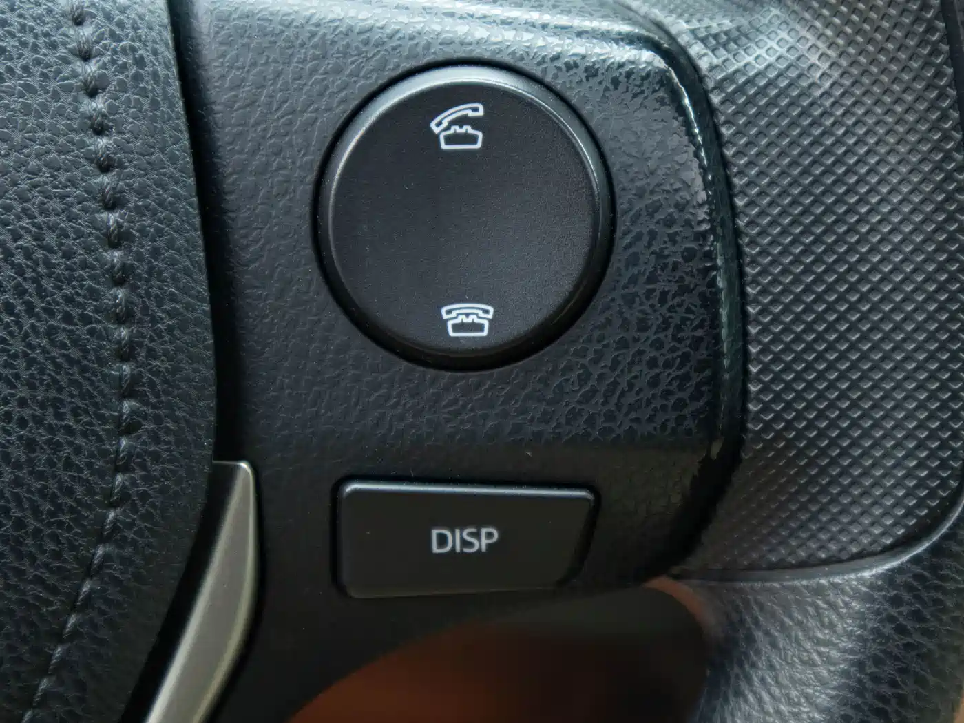 Toyota RAV4 Rongfang 2015 2.0L CVT 2WD Trend Edition фото 29
