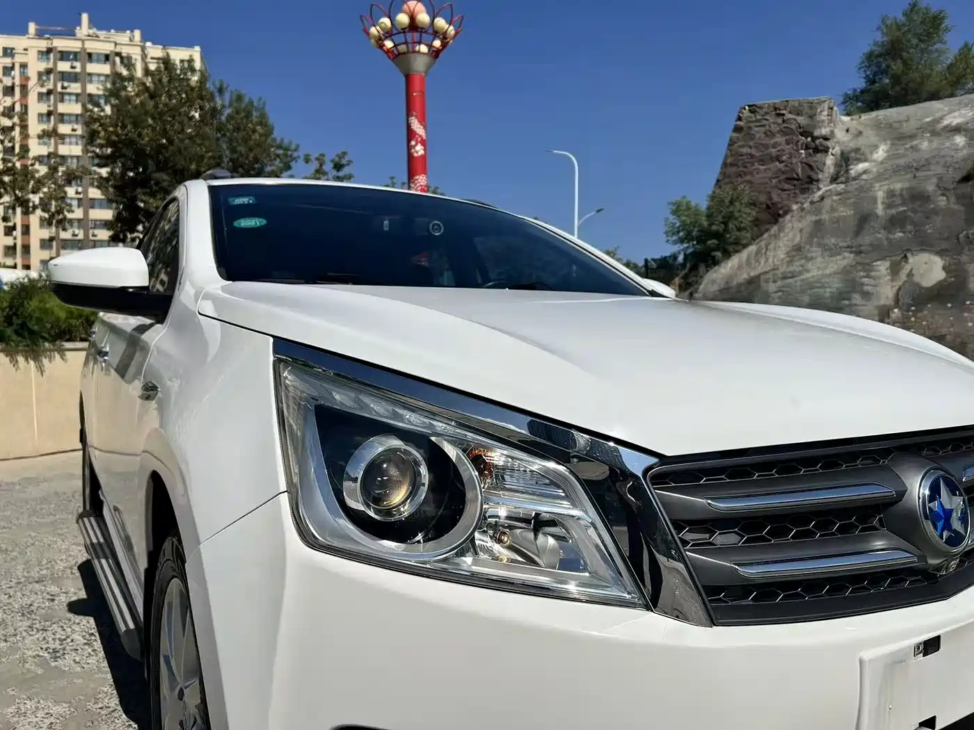 Venucia T70 2015 2015 2.0L CVT Smart Edition
