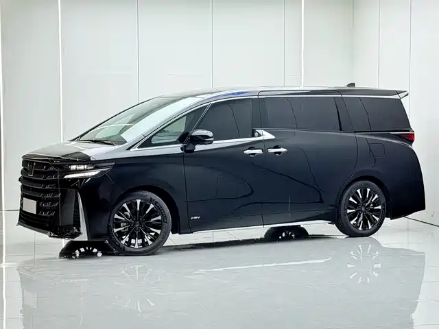 Toyota Vellfire Toyota Crown, гибрид, 2.5L, Максимум, представительская