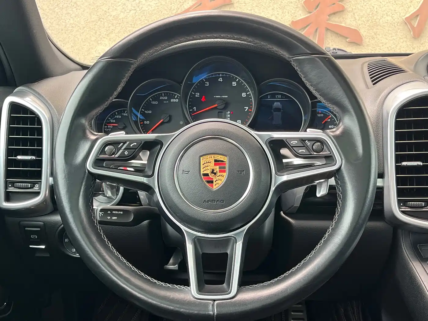 Фото 20 - Porsche Cayenne