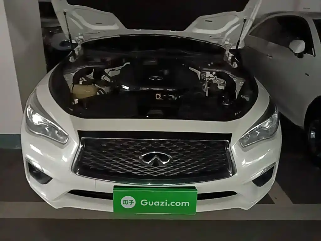 Фото 20 - Infiniti Q50L