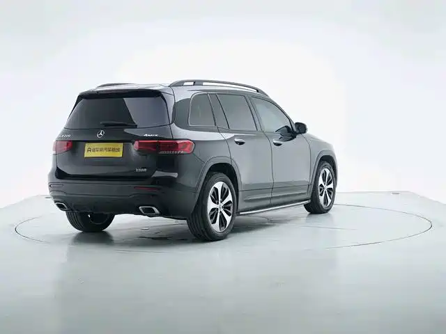 Фото 2 - Mercedes-Benz GLB