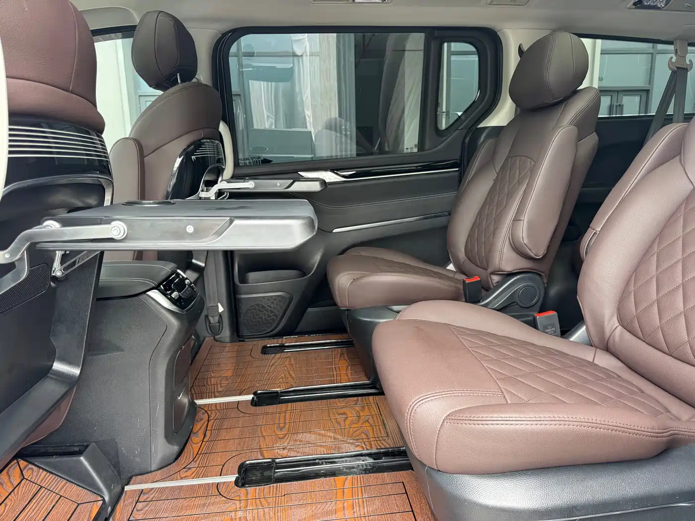 SAIC Maxus Maxus G20 2021 2021 PLUS 2.0T Gasoline Automatic Luxury Edition