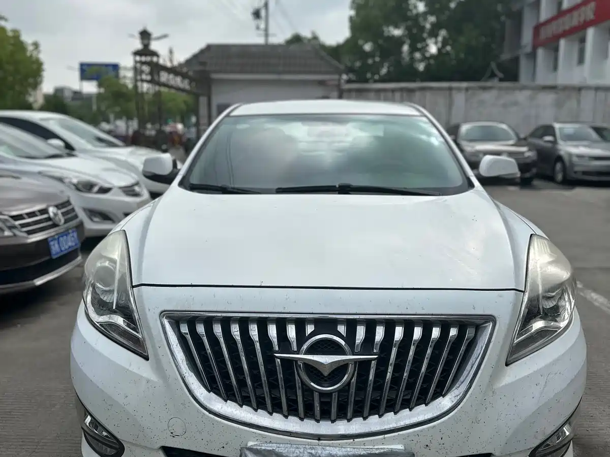 Haima Familia 2014 2014 M5 1.6L Automatic Elite