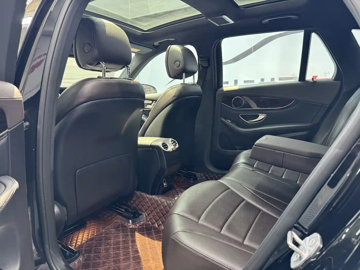 Mercedes-Benz GLC 2019 GLC 260 4MATIC Dynamic фото 13