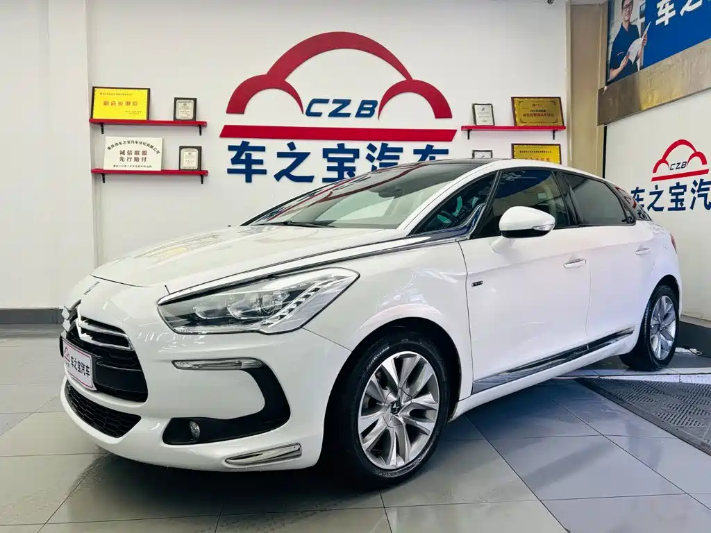 DS 5 2014 2014 1.6T Luxury THP160
