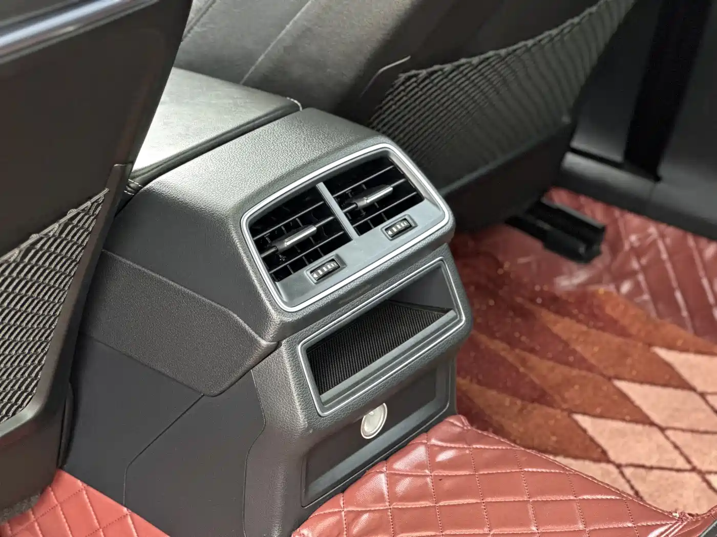 Audi A6L 2022 40 TFSI Luxury Dynamic фото 17