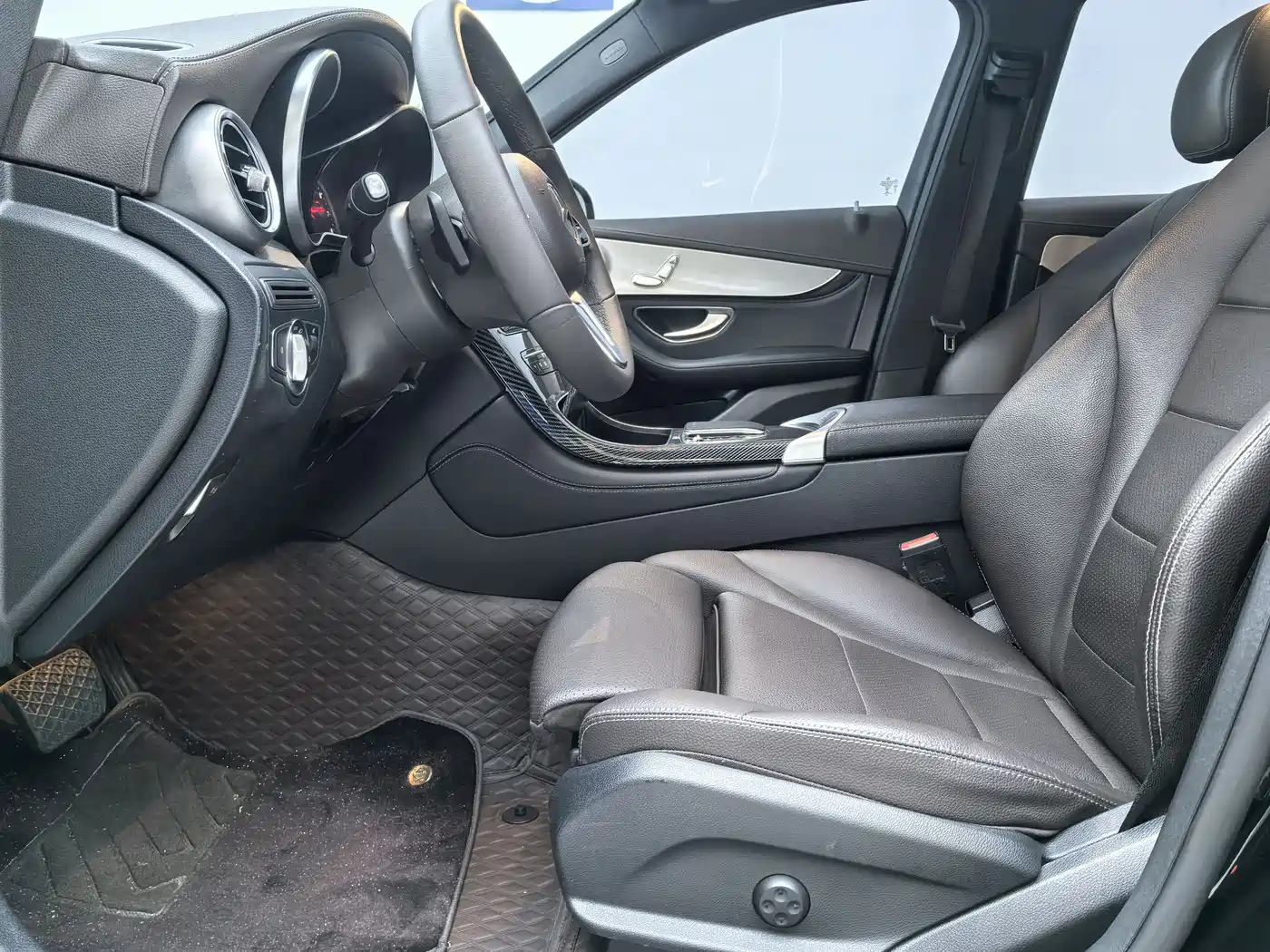 Mercedes-Benz GLC 2020 GLC 260 L 4MATIC Dynamic фото 14