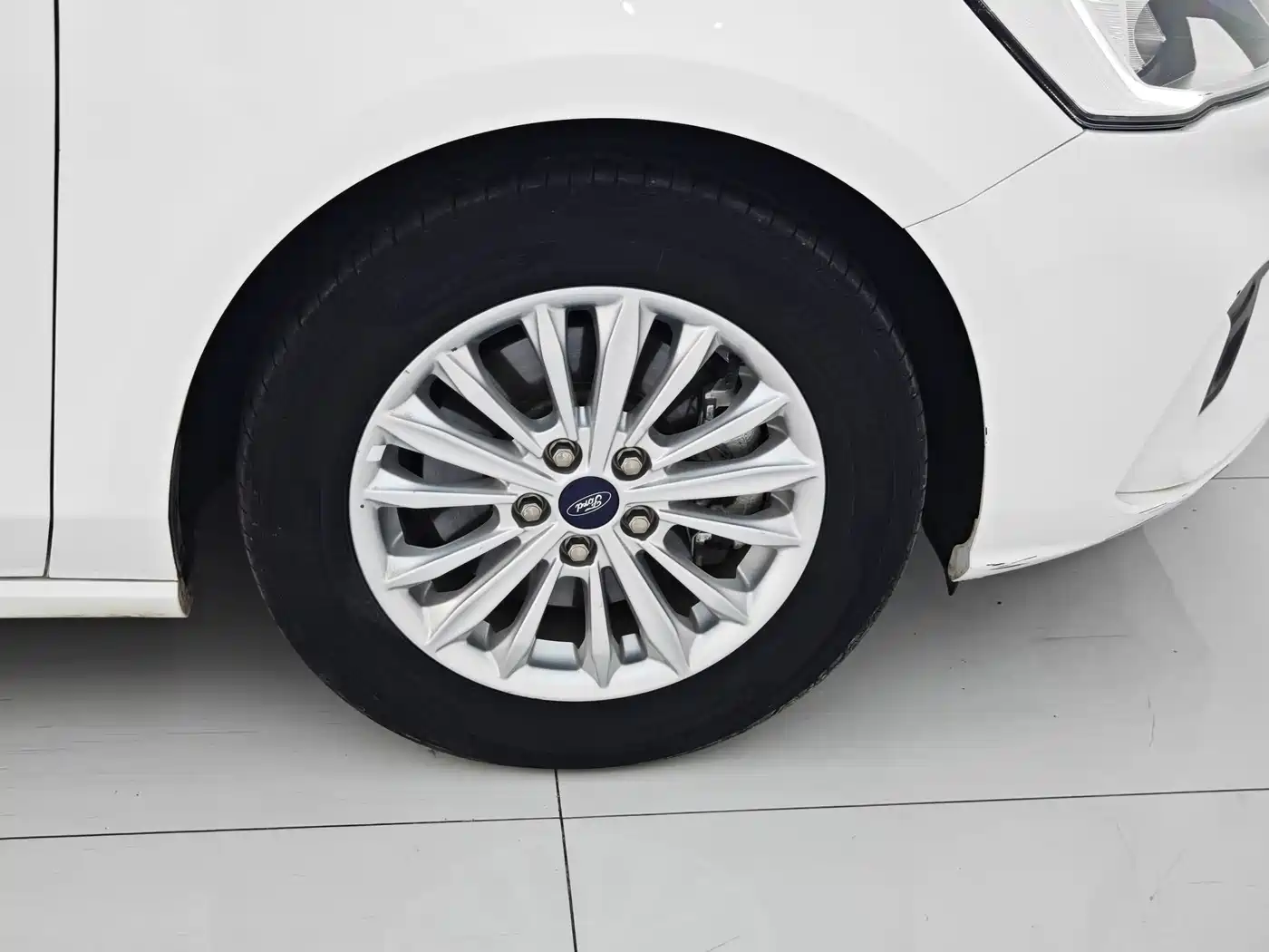 Ford Focus 2020 2020 Sedan EcoBoost 180 Automatic Sharp Trend Type