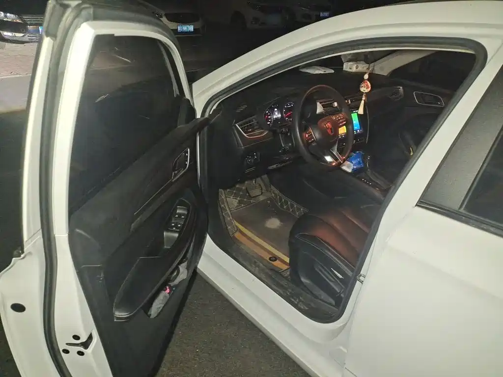 Roewe i5 2019 2019 1.5L Auto 4G Langhao Edition