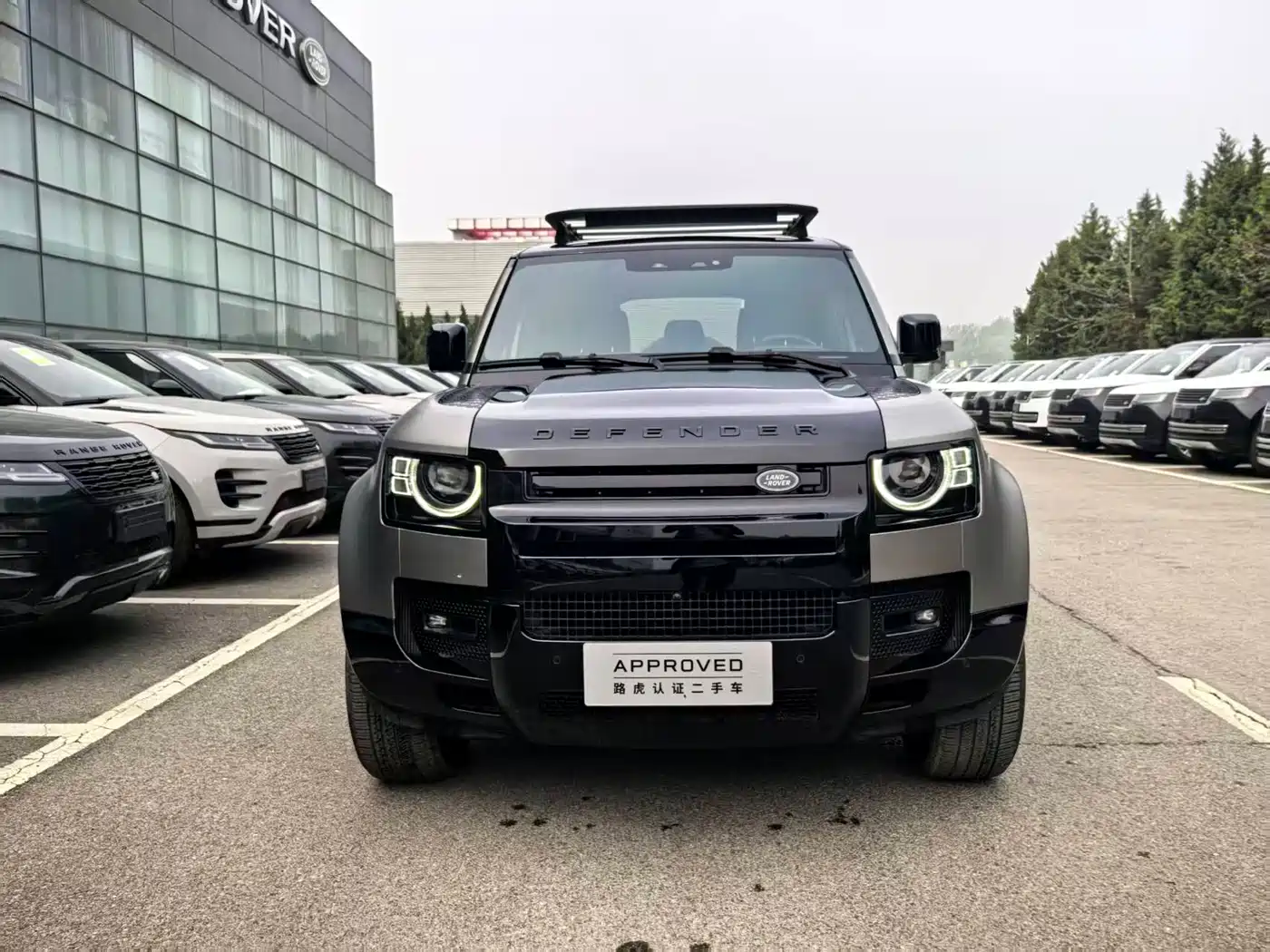 Land Rover Defender 2025 110 3.0T P400 X фото 3