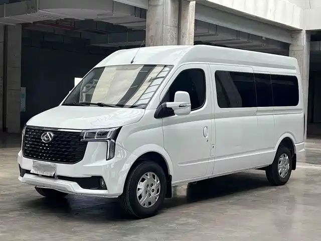 SAIC Maxus Xintu V80 2025 Model PRO Business Vehicle 6MT Long Wheelbase Medium Roof 9-Seater Commercial