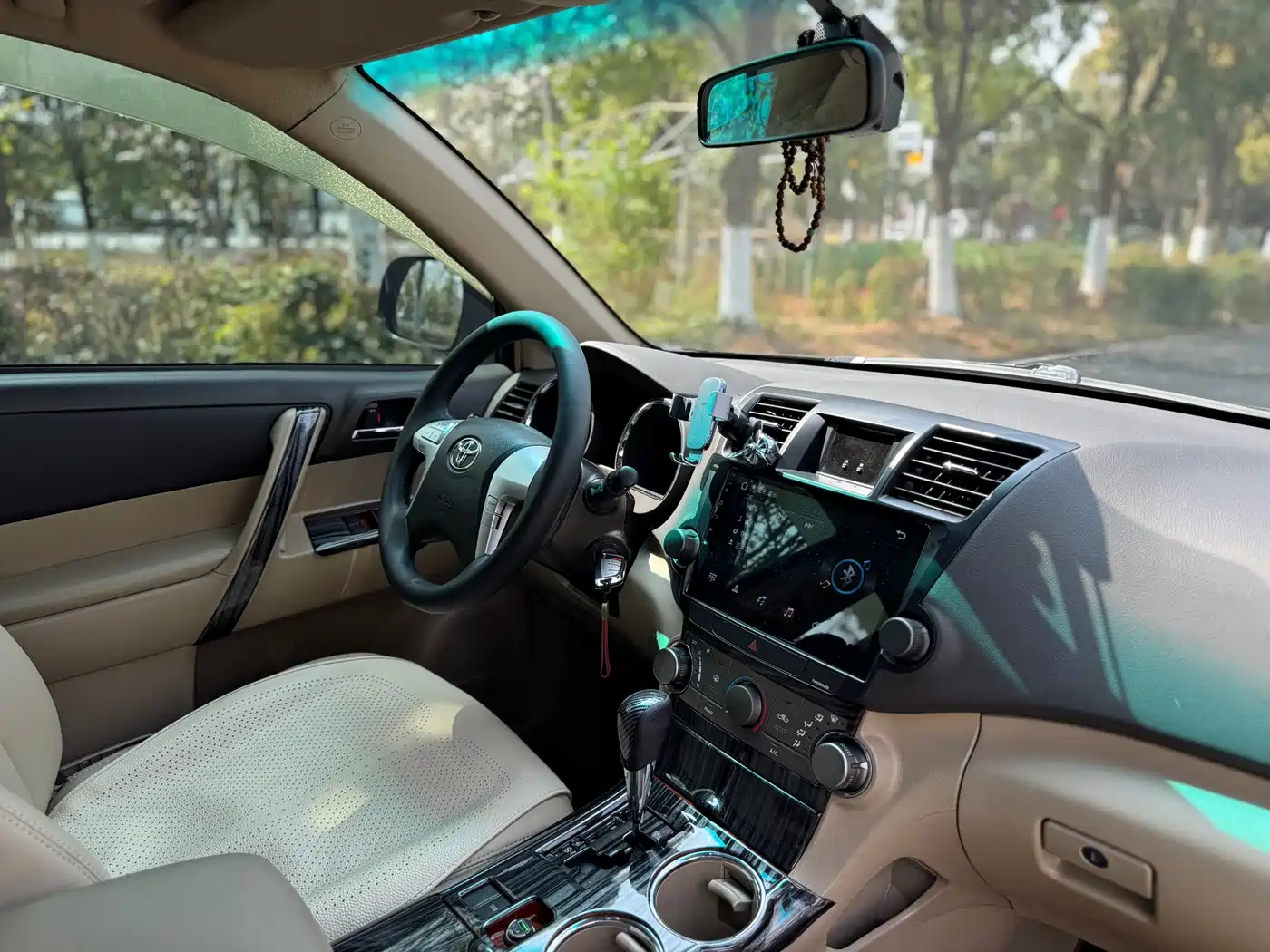 Toyota Highlander 2012 2.7L 2WD 7-Seat Elite фото 8