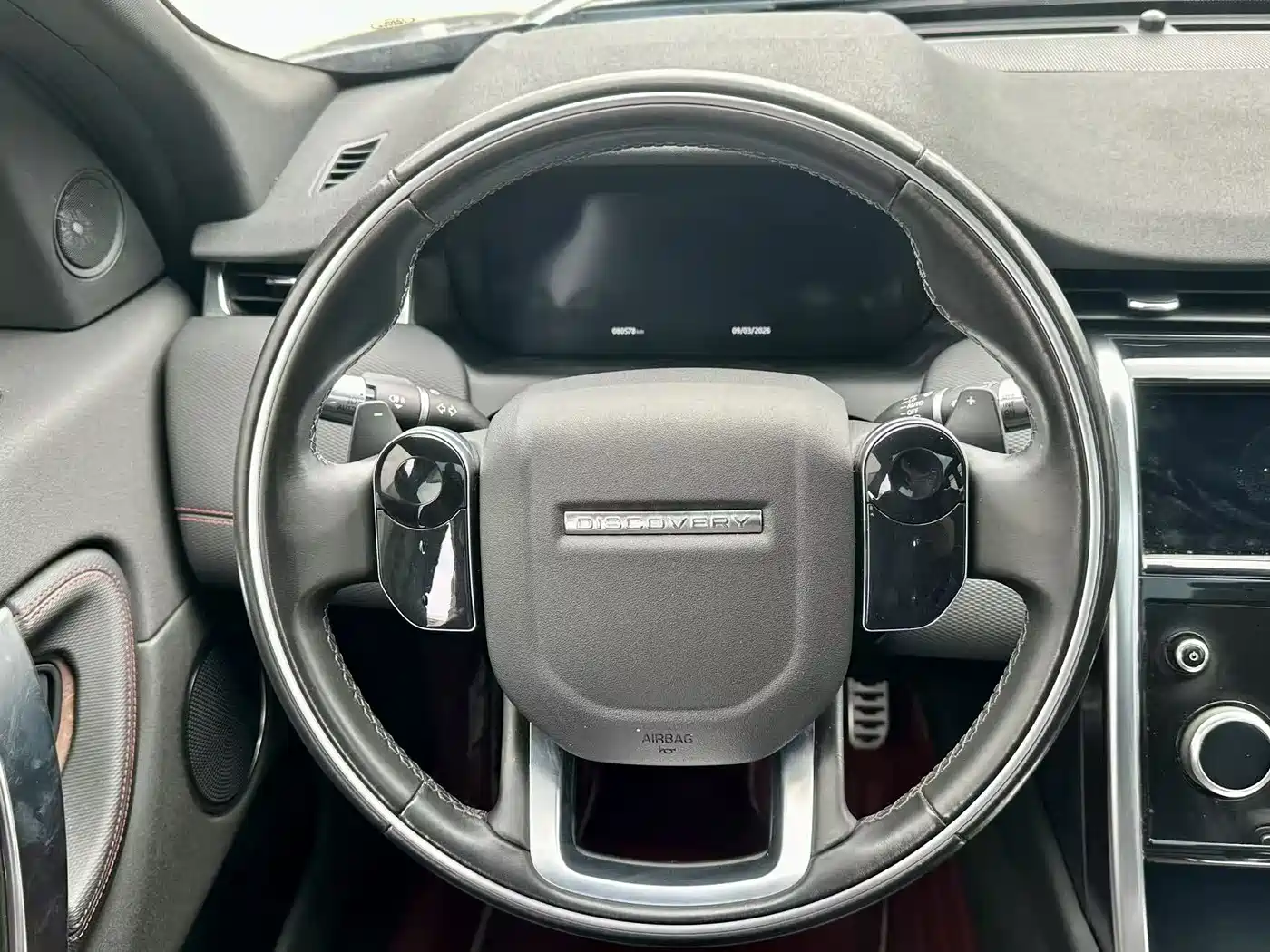 Land Rover Discovery Sport 2020 249PS R-Dynamic Performance фото 6