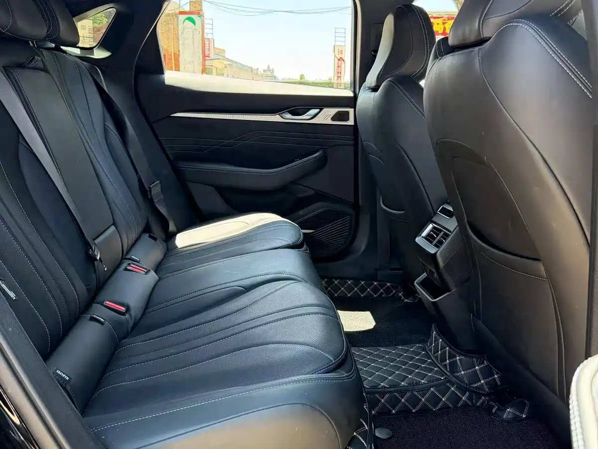 Geely Xing Rui 2025 Oriental Glory 1.5TD Kunlun Edition фото 6