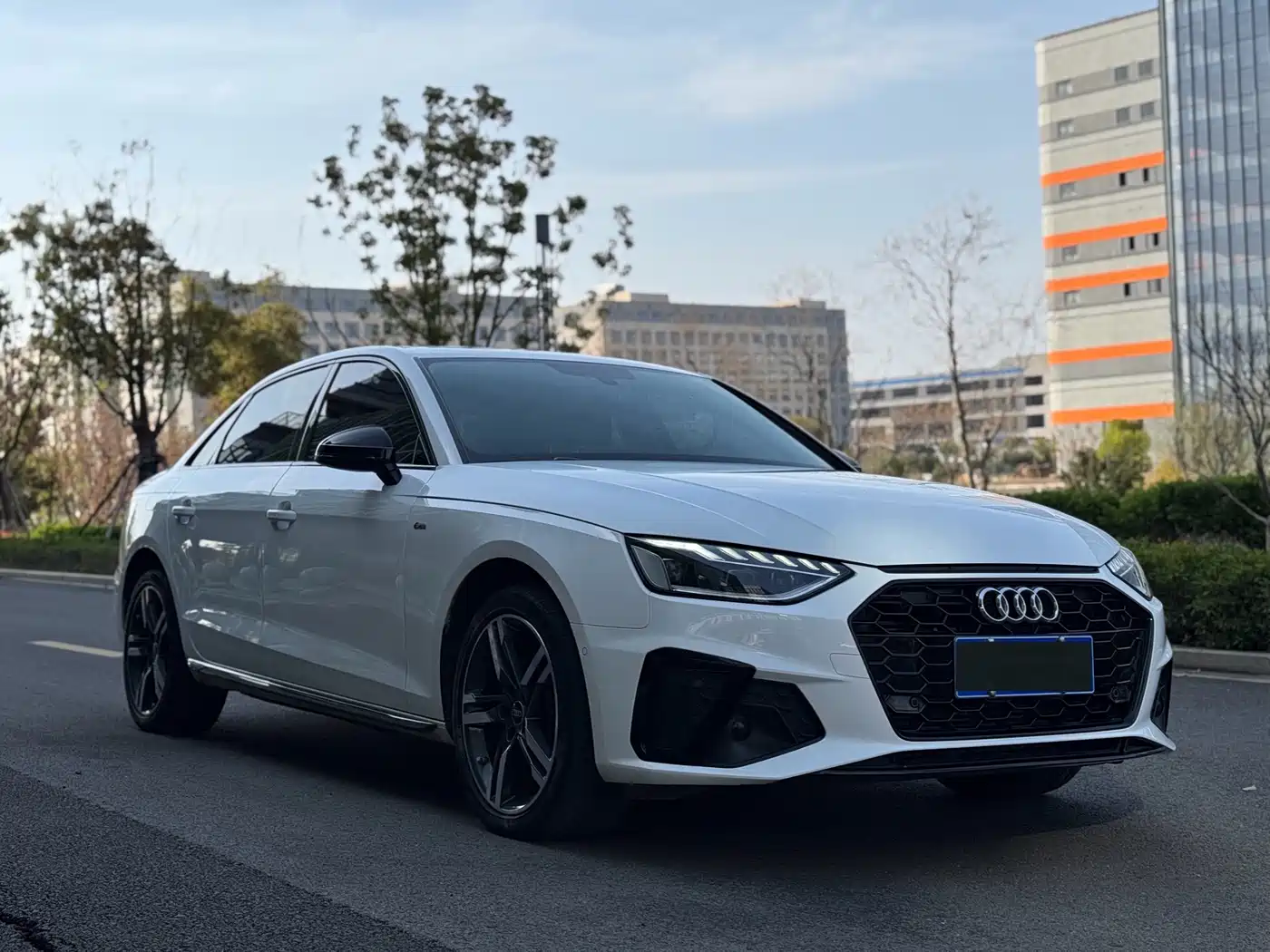 Audi A4L 2022 40 TFSI Luxury Dynamic фото 3