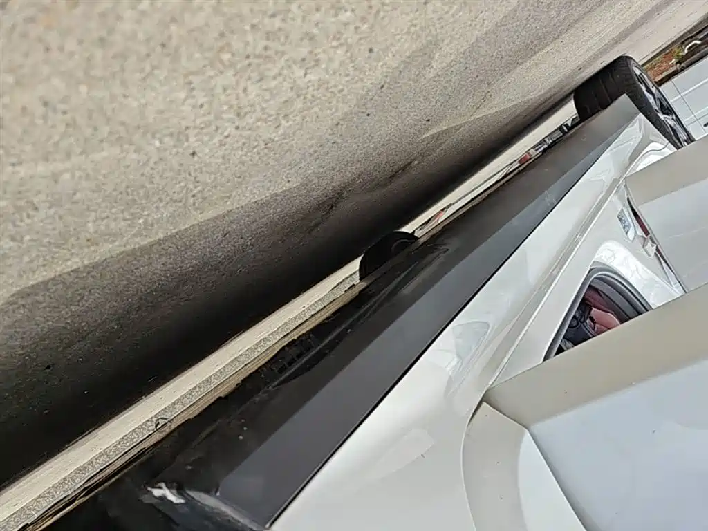 BMW i3 2023 eDrive 40 L Shadowline Package фото 21