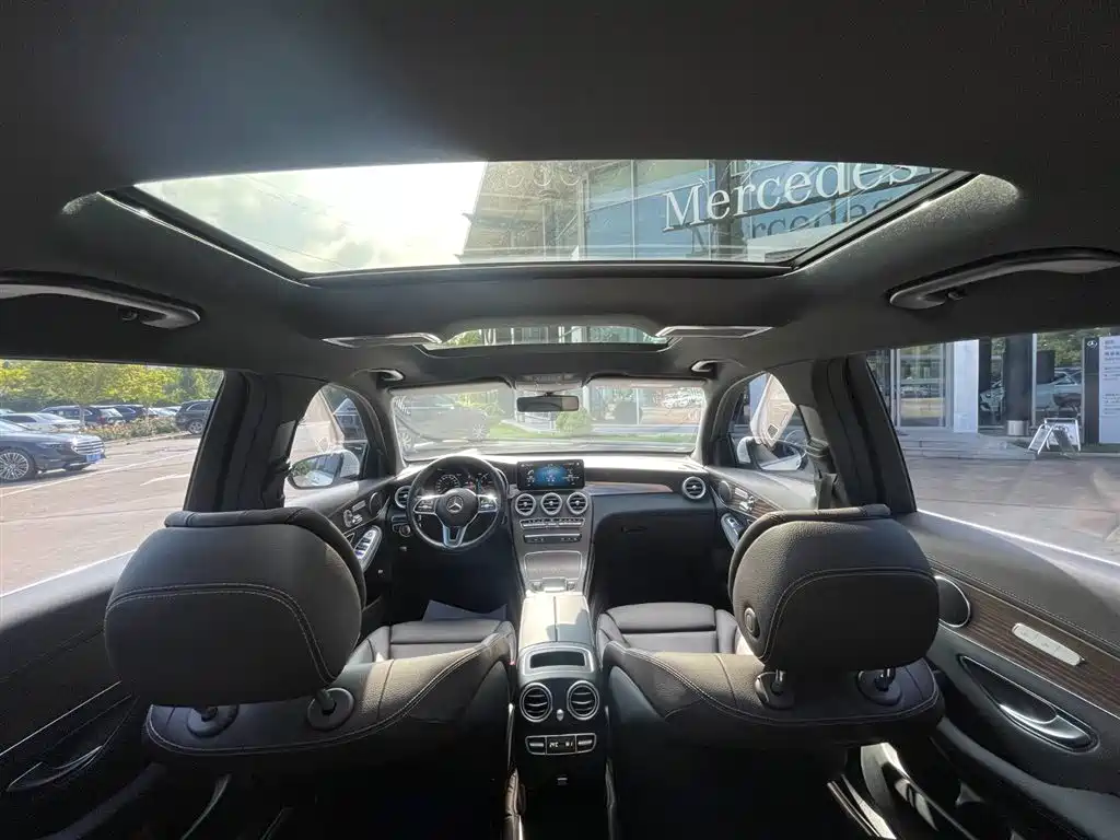 Mercedes-Benz GLC 2022 Model GLC 260 L 4MATIC Luxury Edition фото 14
