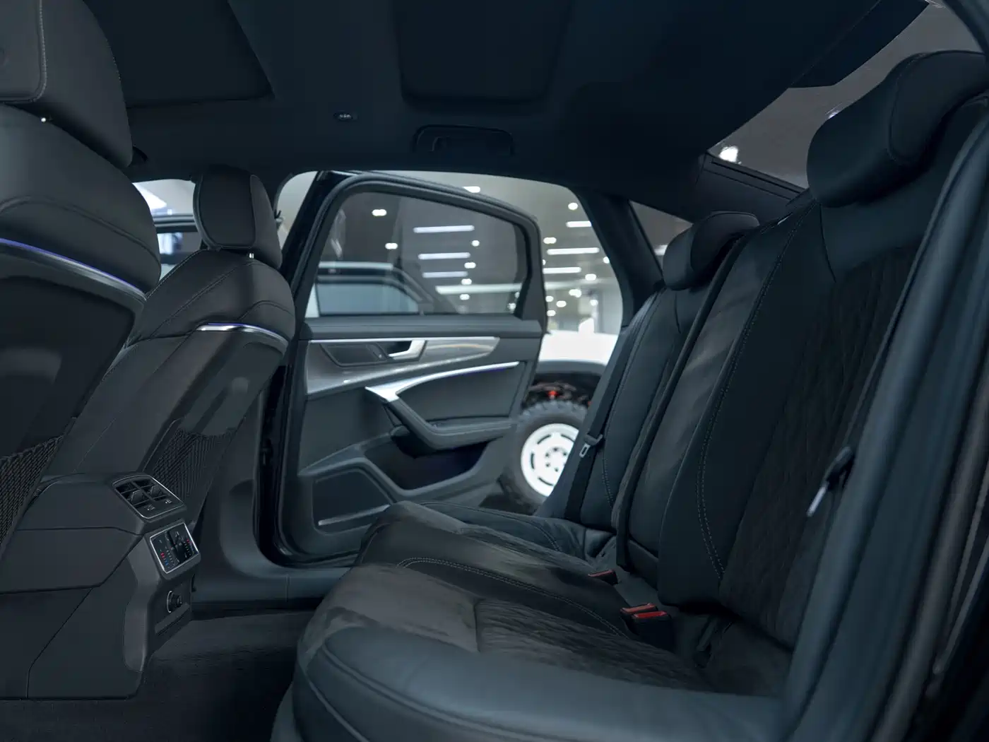 Audi A6L 2021 45 TFSI quattro Premium Sport фото 13