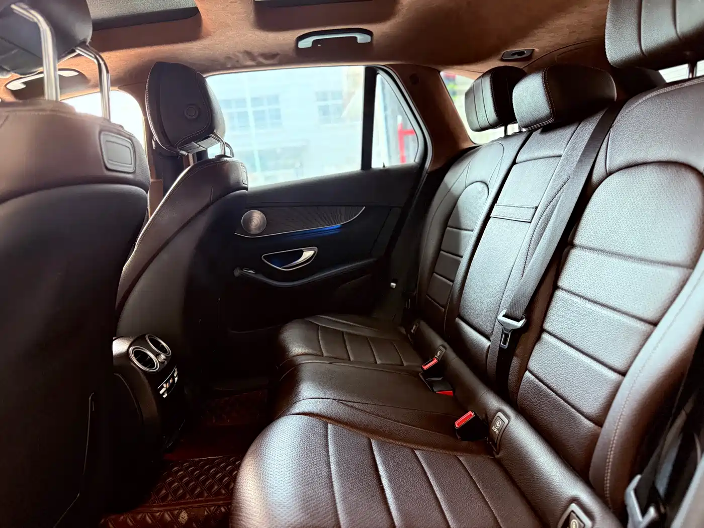 Mercedes-Benz GLC 2017 GLC 300 4MATIC Dynamic фото 8