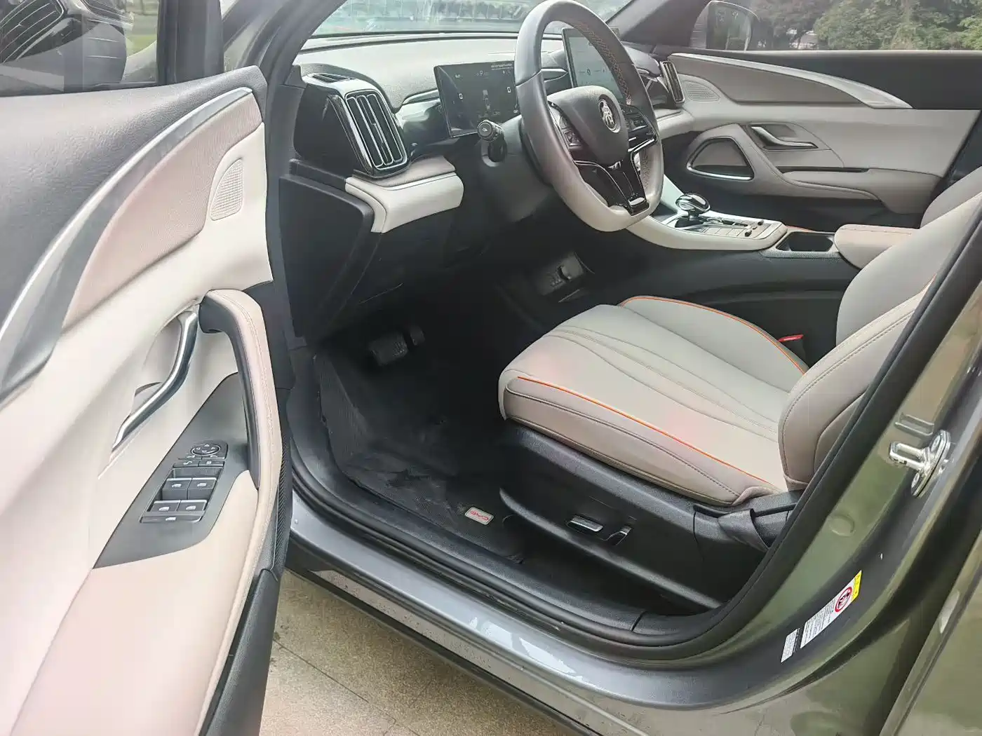 BYD Song Pro New Energy 2024 Glory Edition DM-i 71KM Pilot фото 4