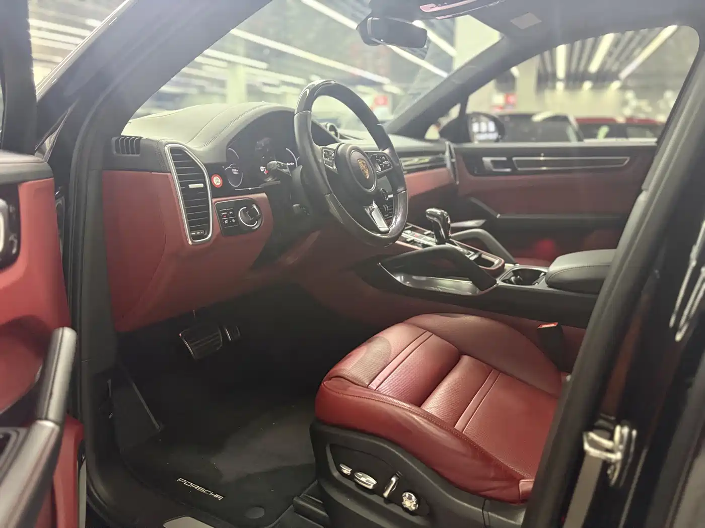 Фото 6 - Porsche Cayenne