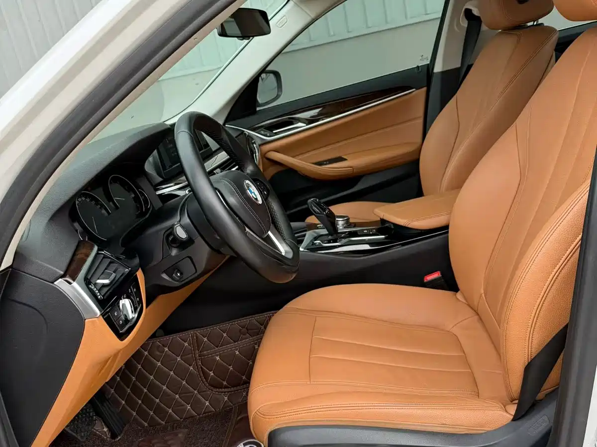 BMW 5 Series 2018 528Li Launch Special Edition фото 6
