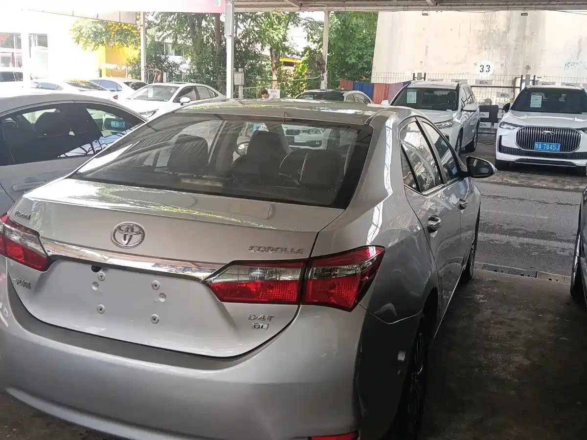 Toyota Corolla 2018 1.2T S-CVT GL Smart Edition фото 9