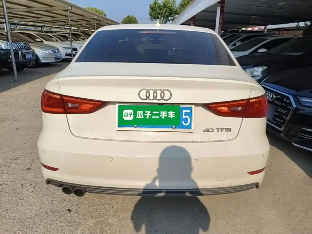 Audi A3 (Import) 2015 2014 Limousine 40 TFSI S line Comfort