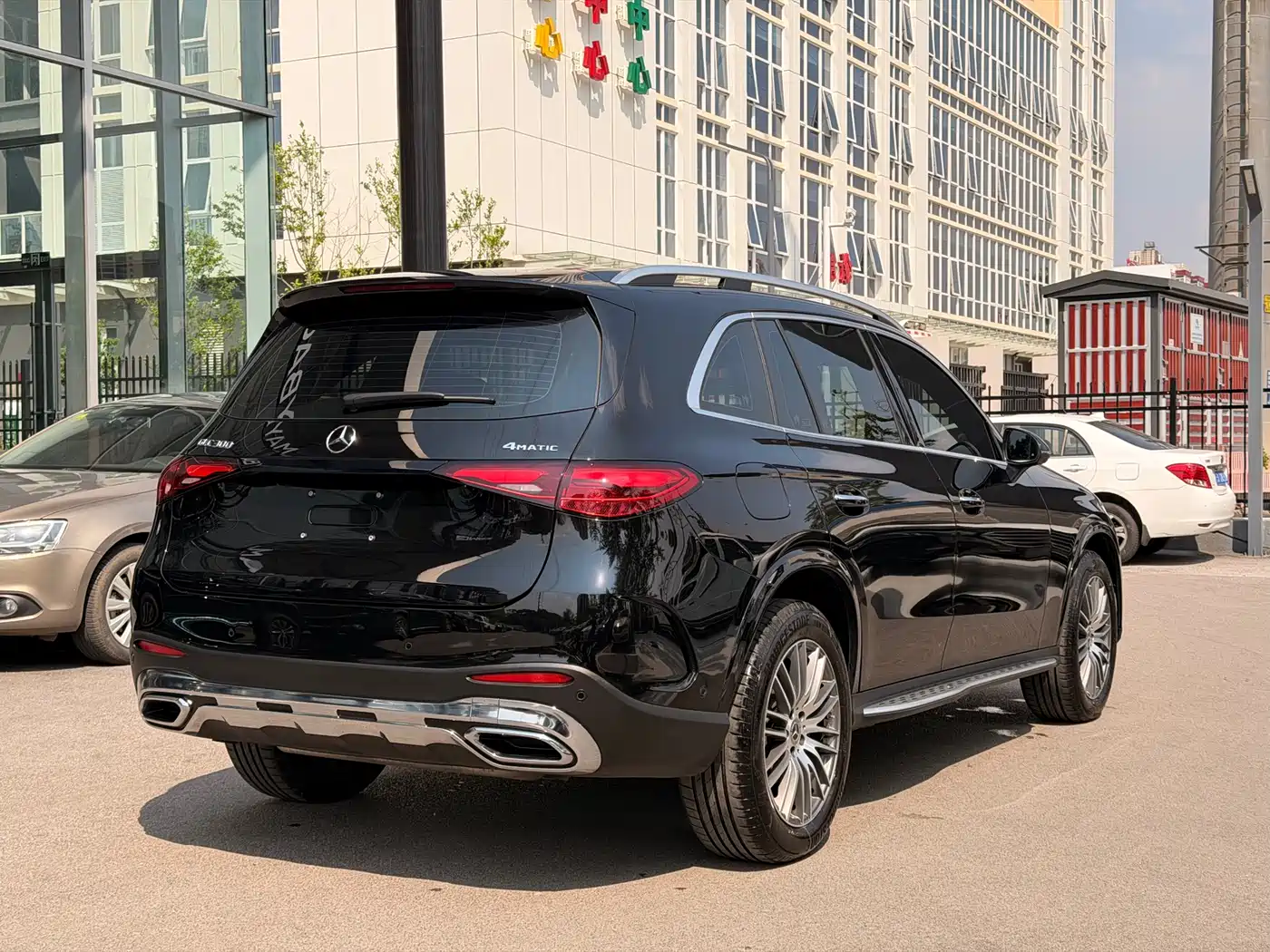 Mercedes-Benz GLC 2024 GLC 300 L 4MATIC Dynamic 5-seater фото 10