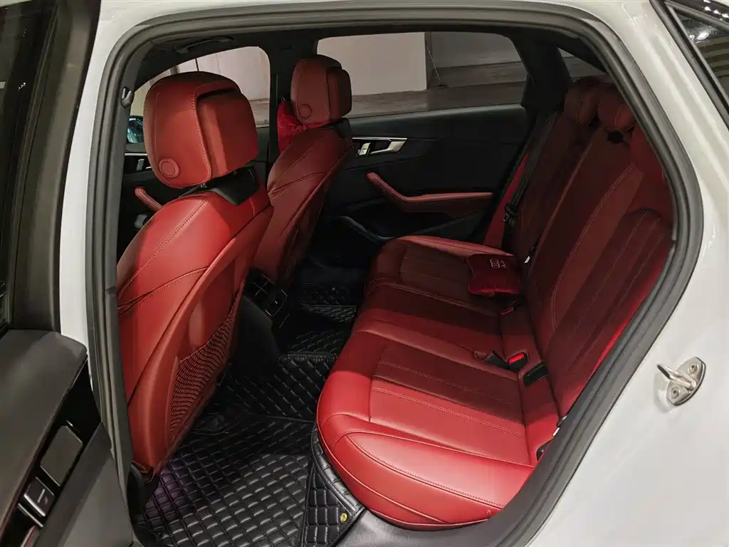 Audi A4L 2024 40 TFSI Luxury Dynamic фото 15