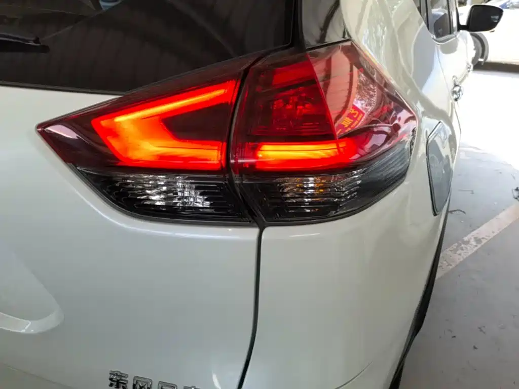 Nissan X-Trail, миниатюра 8