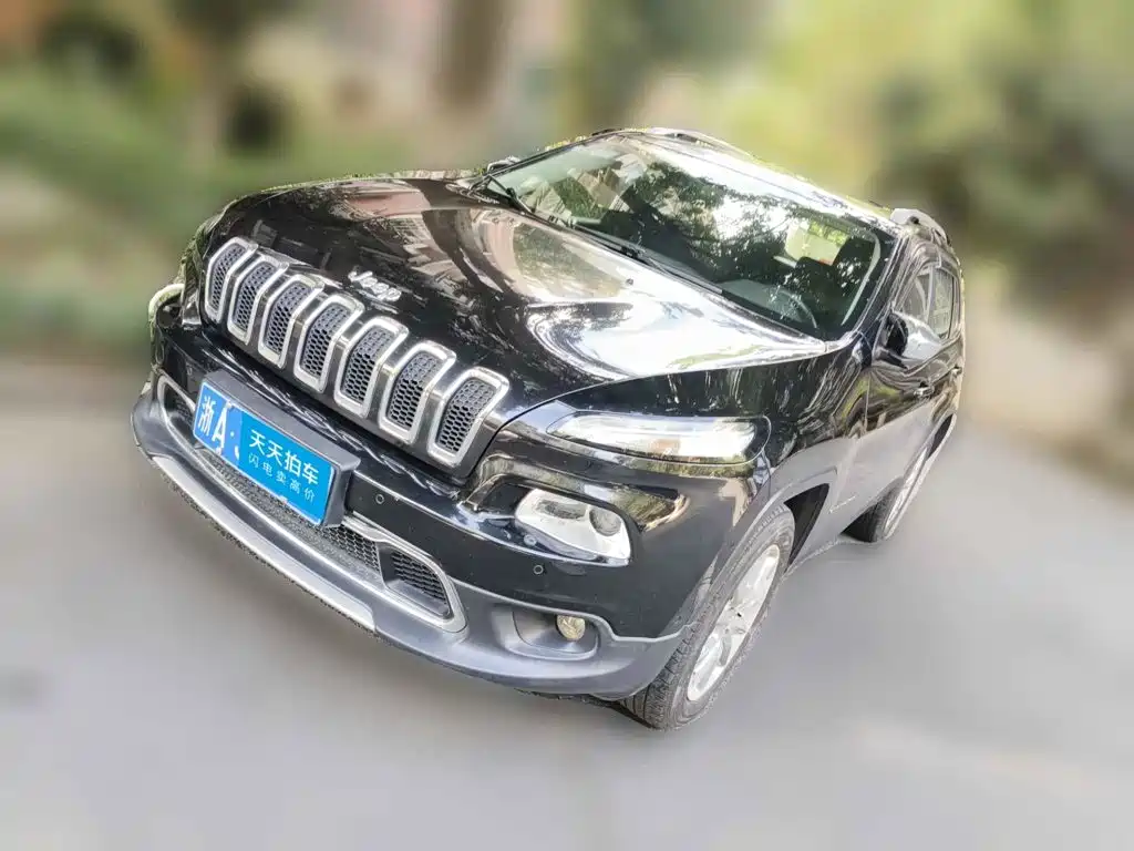 Photo 1 - Jeep Cherokee