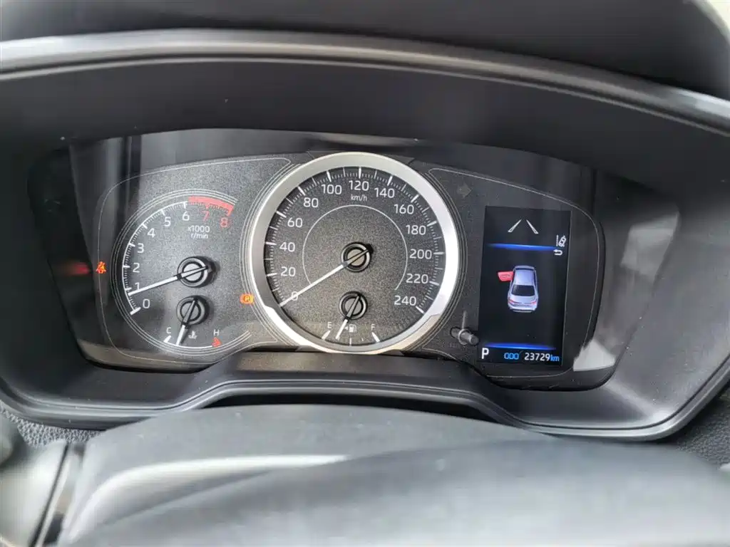 Toyota Levin 2022 185T CVT Luxury Edition фото 12