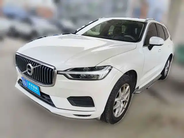 Volvo XC60 2019 T5 AWD Zhi Yi Edition China V — фото 1