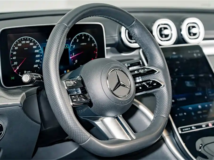 Mercedes-Benz C-Class 2023 C 260 L Night Edition Sport фото 11