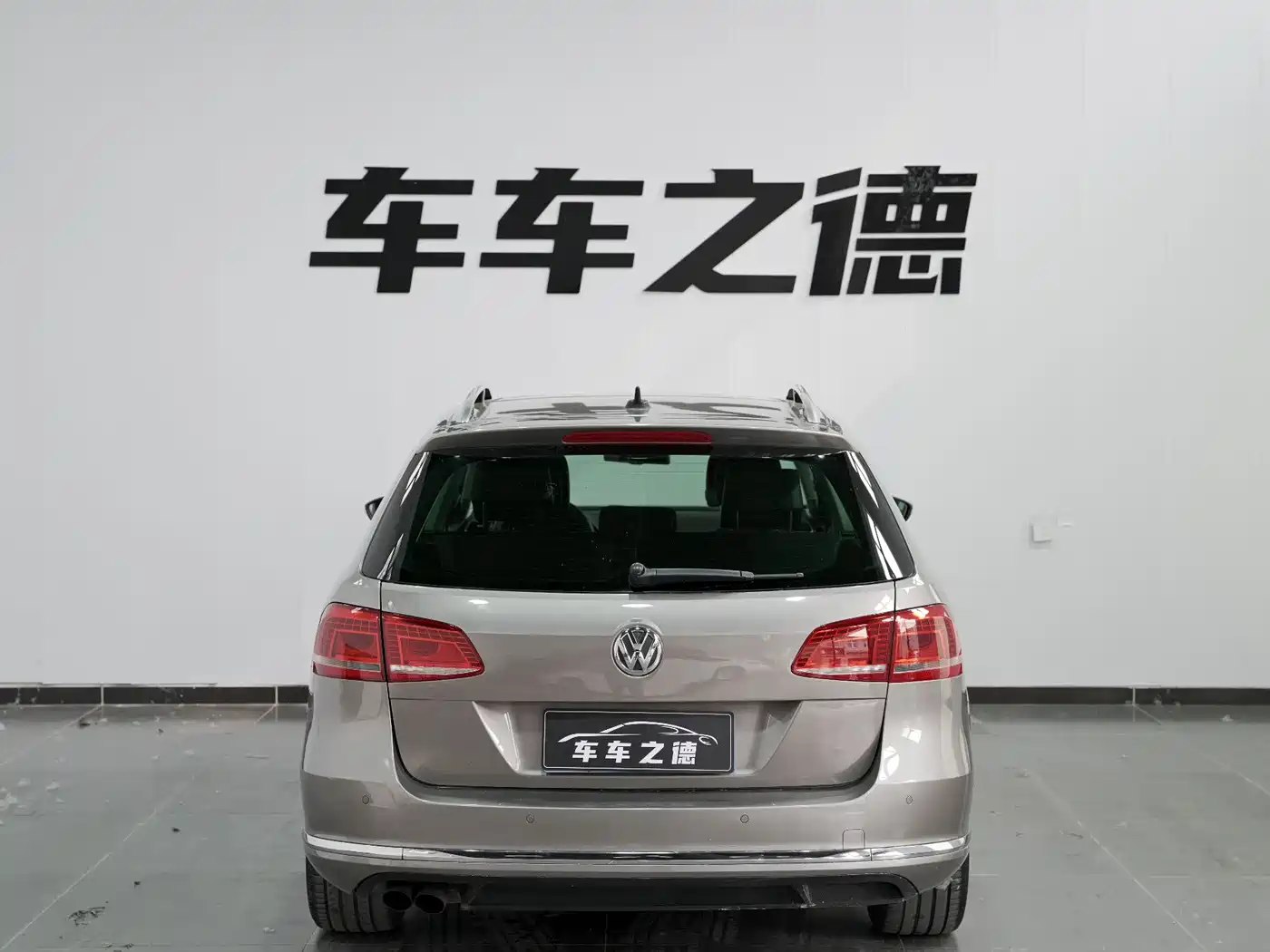 Volkswagen Magotan (Import) 2012 Wagon 2.0TSI Luxury фото 21