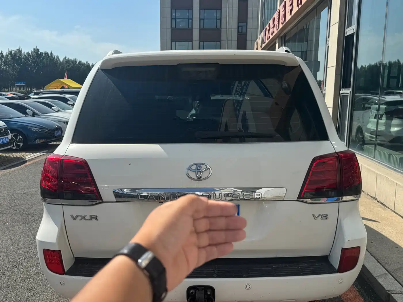 صورة 5 - Toyota Land Cruiser