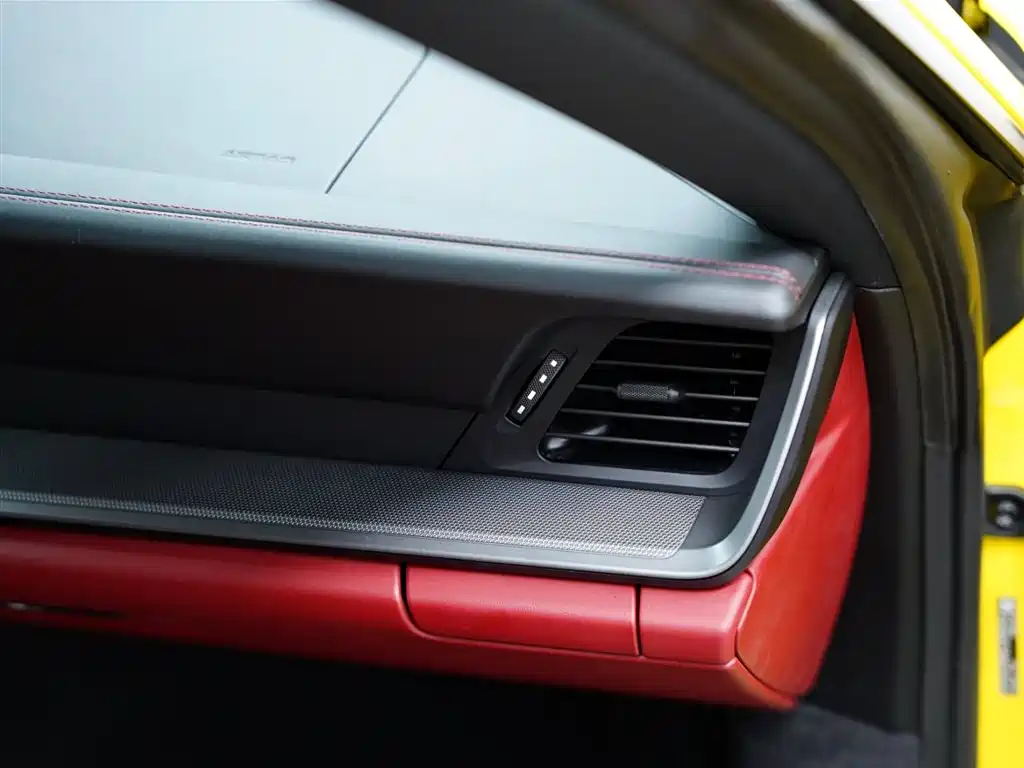 Porsche 911 2020 Carrera 3.0T фото 46