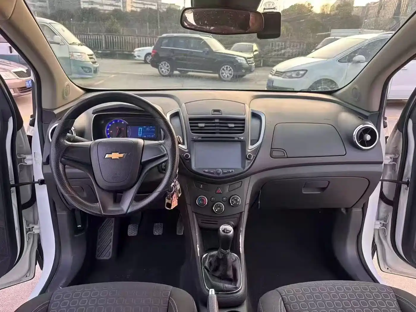 Chevrolet Trax 2014 1.4T Manual 2WD Comfort фото 6