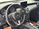 Photo 4 - Mercedes-Benz CLA (Import)