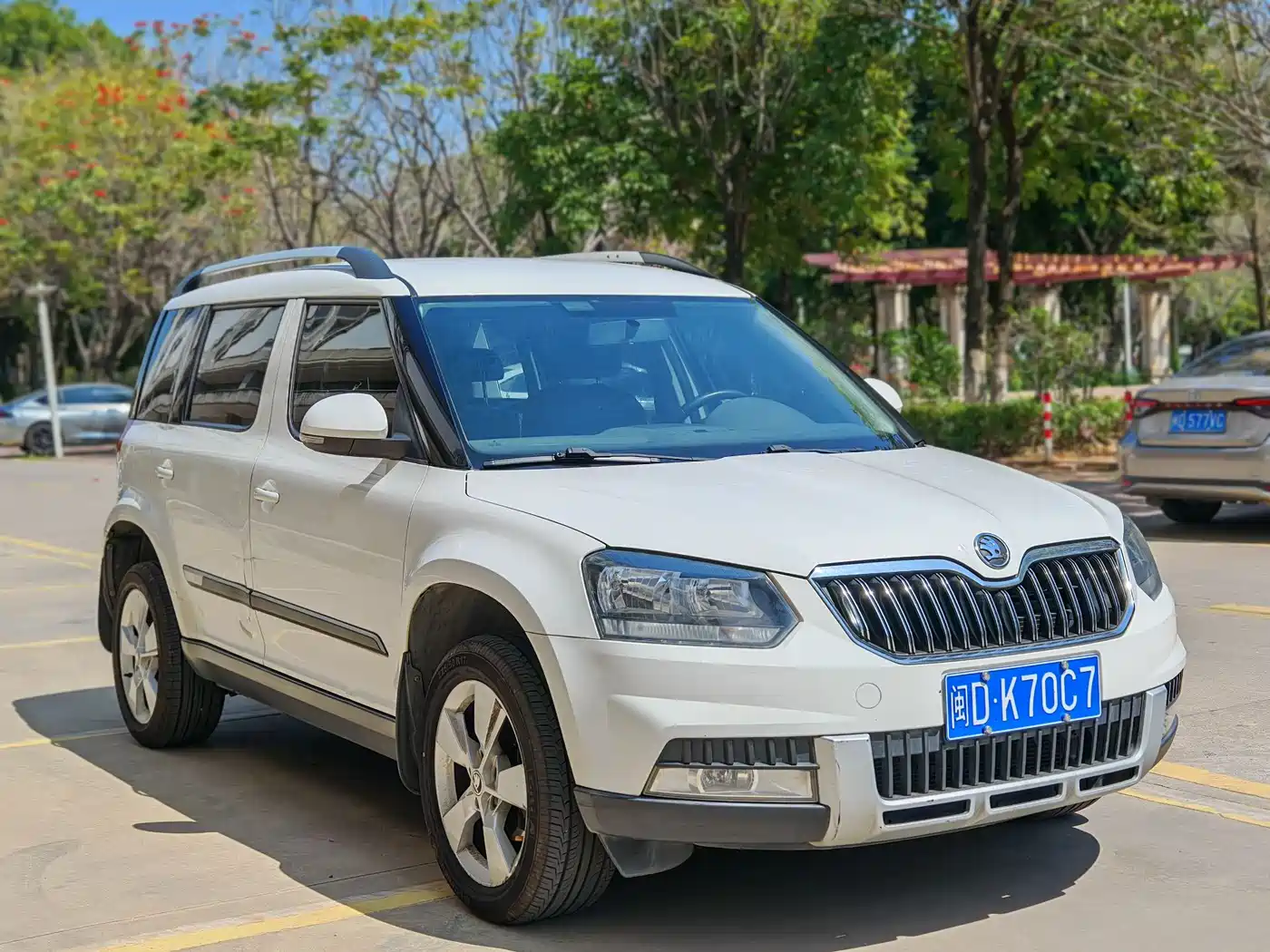 Škoda Yeti 2014 1.8TSI DSG Off-Road Edition фото 2