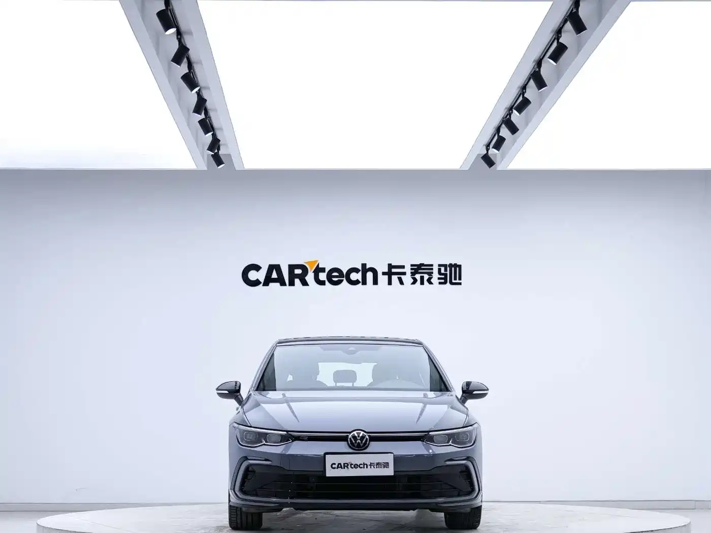 Volkswagen Golf 2021 280TSI DSG R-Line фото 8
