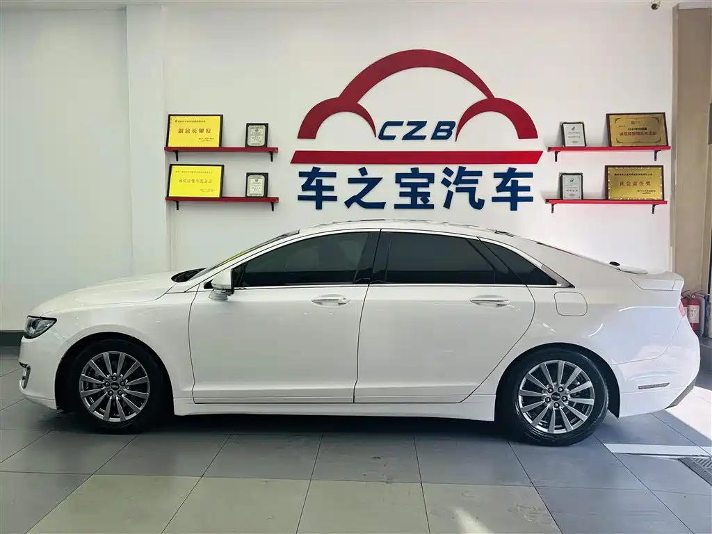 Lincoln MKZ 2019 2018 2.0T Premium Edition